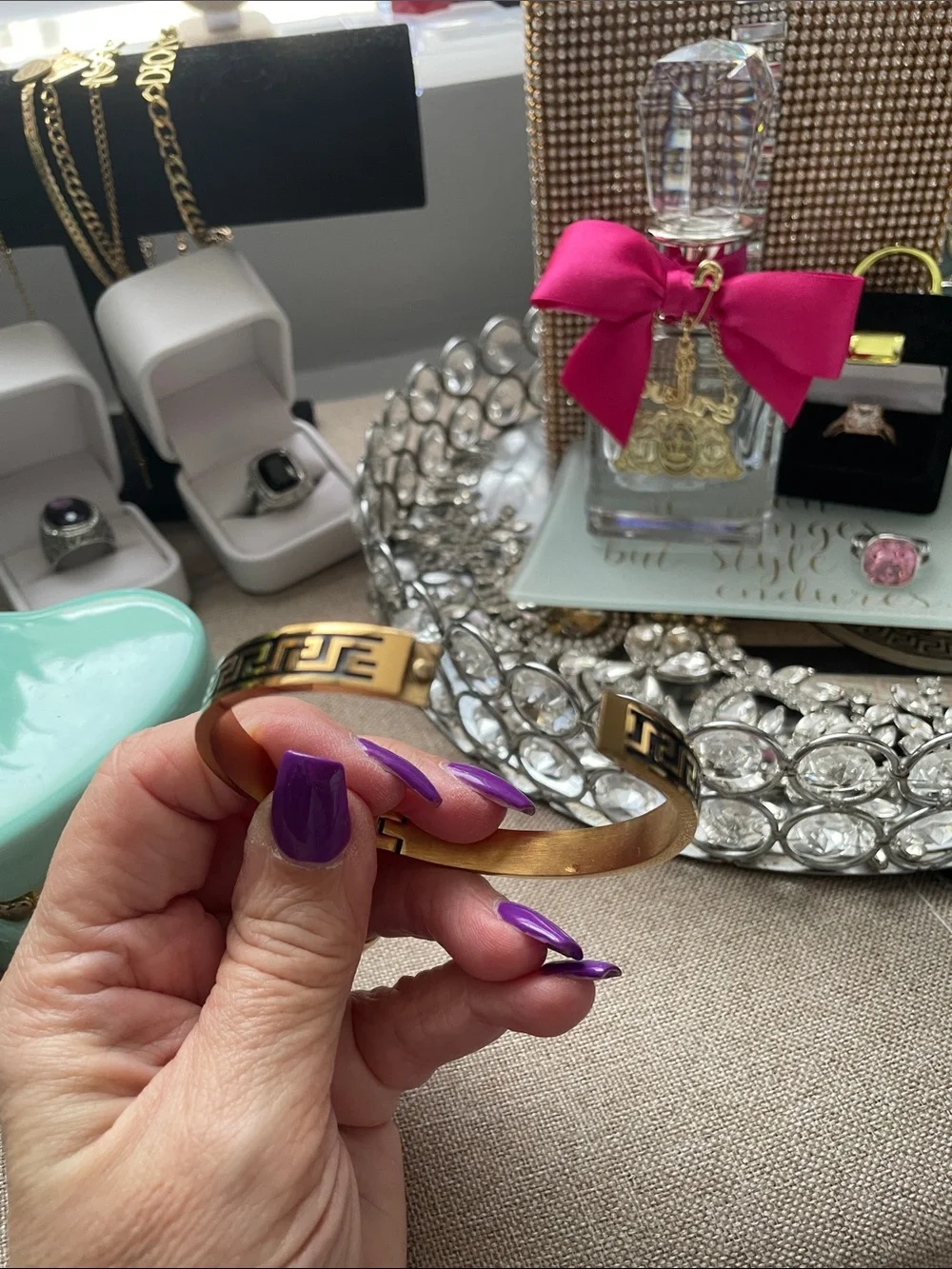 ✨🖤Gold and Black Greek Key Bangle Bracelet 🖤✨NEW